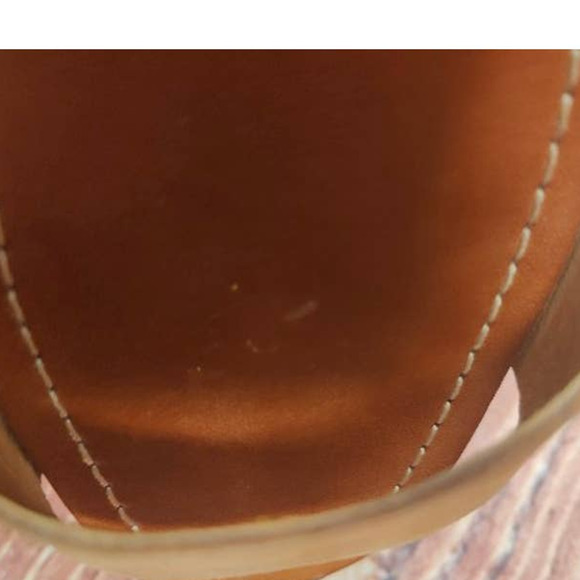 Lucky Brand platforms - Picture 2 of 5